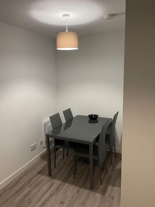 Modern 2 Bedroom City Apartment Glasgow Dış mekan fotoğraf
