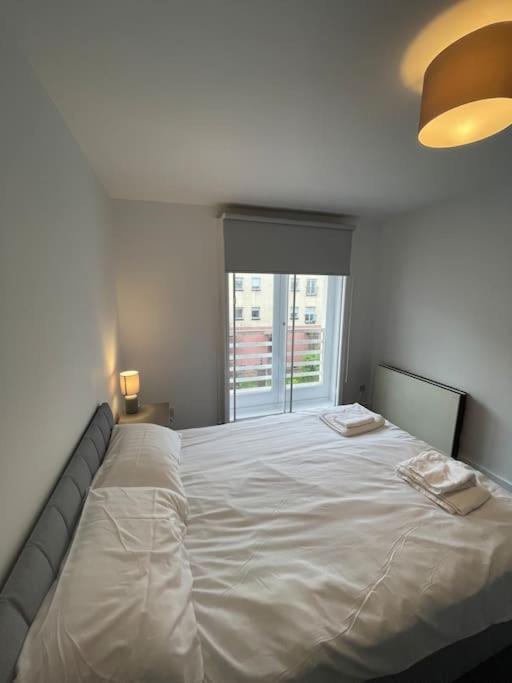 Modern 2 Bedroom City Apartment Glasgow Dış mekan fotoğraf
